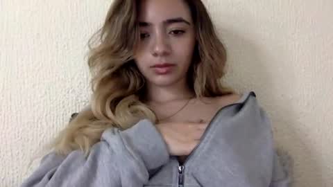 majo_gomezz online show from July 2026 02:05:17 AM