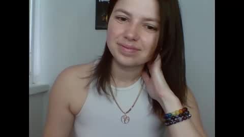 make_mesmile online show from May 2026 06:42:02 AM