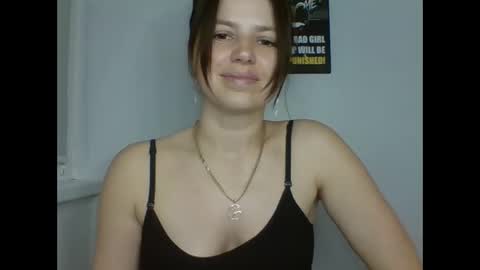 make_mesmile online show from May 2026 06:47:02 PM