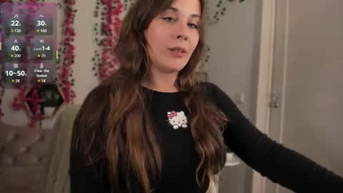 Snapshot of makima_lee chatting on September 2025 08:41:01 PM Makima online show from September 2025 08:41:01 PM