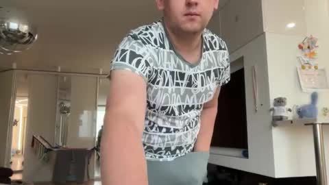 Snapshot of maks199402 chatting on October 2025 06:14:02 AM maksoffice online show from October 2025 06:14:02 AM