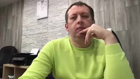 Snapshot of maks199402 chatting on January 2026 07:57:02 AM maksoffice online show from January 2026 07:57:02 AM