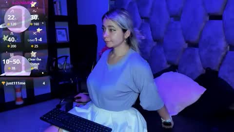 Snapshot of maky_coss chatting on March 2026 12:54:02 PM maky_coss online show from March 2026 12:54:02 PM
