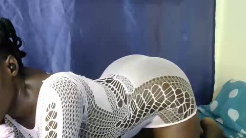 malaika_musa online show from September 2025 07:32:02 AM