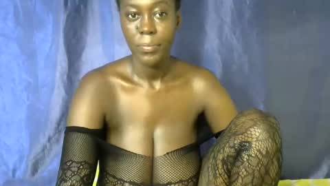 malaika_musa online show from May 2026 07:13:01 AM