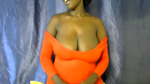 malaika_musa online show from May 2026 04:16:01 PM