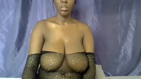 malaika_musa online show from July 2026 02:37:01 AM