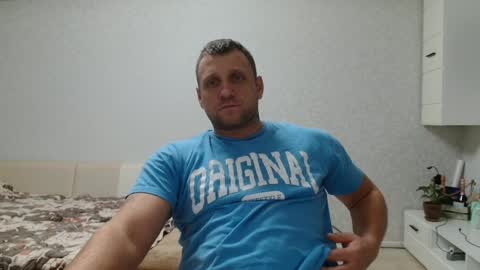 malchyshka online show from December 2024 11:14:02 AM