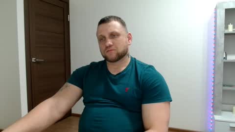 malchyshka online show from February 2026 05:54:01 PM