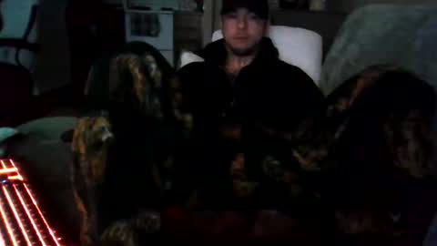 Snapshot of malcolmlow chatting on May 2026 01:05:01 PM MalcolmLow online show from May 2026 01:05:01 PM