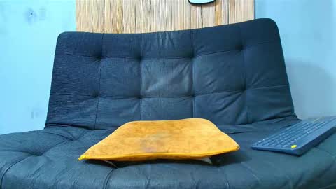 Snapshot of malcompierce chatting on November 2025 01:50:01 AM Malcom online show from November 2025 01:50:01 AM