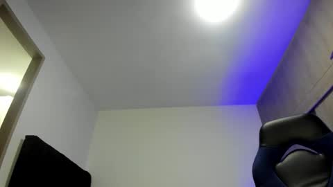 ADAM         online show from November 2025 02:12:01 AM