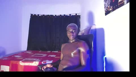 male_ref online show from February 2026 04:27:01 AM