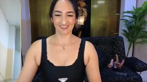 Snapshot of malen_fitnessmilf chatting on March 2026 02:24:01 PM malen_fitnessmilf online show from March 2026 02:24:01 PM