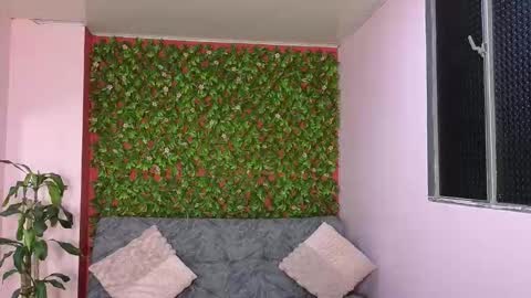 Snapshot of malen_fitnessmilf chatting on March 2026 11:15:02 AM malen_fitnessmilf online show from March 2026 11:15:02 AM