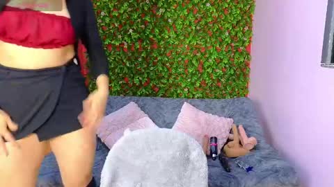 Snapshot of malen_fitnessmilf chatting on April 2026 12:01:01 PM malen_fitnessmilf online show from April 2026 12:01:01 PM
