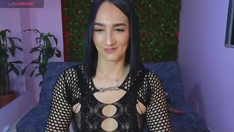 Snapshot of malen_fitnessmilf chatting on May 2026 07:33:01 PM malen_fitnessmilf online show from May 2026 07:33:01 PM