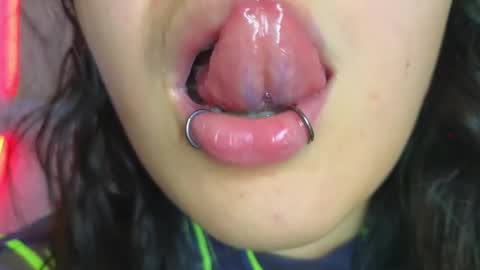 Snapshot of malicia_witch_ chatting on February 2025 03:18:02 AM Mar Alicia Rosie v A L I C I A W I T C - Meg Cherie online show from February 2025 03:18:02 AM