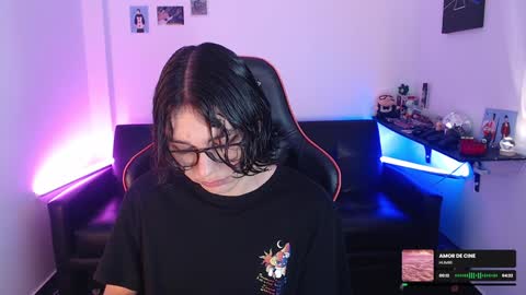 Snapshot of malik_harrison_ chatting on December 2024 02:11:02 PM Malik online show from December 2024 02:11:02 PM