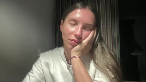 malina568708 online show from October 2025 08:09:02 PM