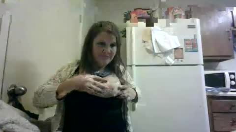 Snapshot of malinda702 chatting on January 2025 05:15:01 PM malinda702 online show from January 2025 05:15:01 PM