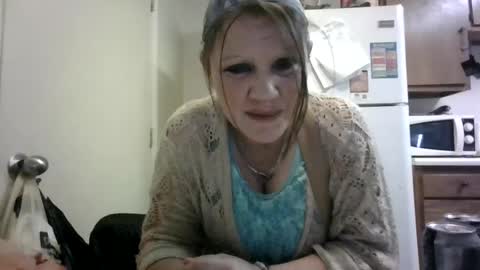 Snapshot of malinda702 chatting on March 2025 07:01:02 PM malinda702 online show from March 2025 07:01:02 PM