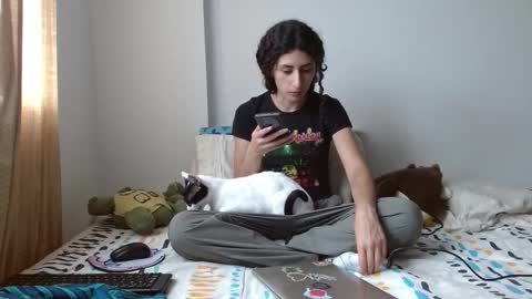 Snapshot of malitamuymal22 chatting on October 2025 07:25:02 PM Malita online show from October 2025 07:25:02 PM