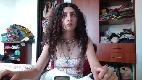 Snapshot of malitamuymal22 chatting on November 2025 09:59:02 PM Malita online show from November 2025 09:59:02 PM