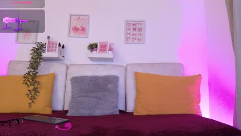 Snapshot of malka_bunnyrose chatting on July 2026 08:51:01 PM Malka online show from July 2026 08:51:01 PM