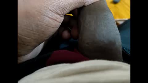 Snapshot of mallik63040 chatting on December 2024 05:51:01 AM Sree0703 online show from December 2024 05:51:01 AM