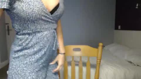 mallinia online show from February 2025 01:41:02 PM