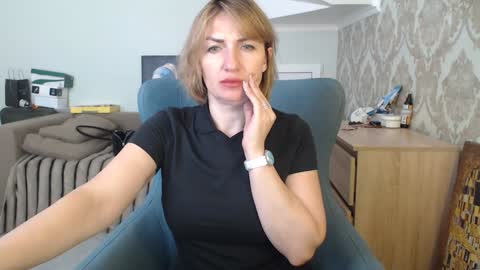 mallinia online show from April 2026 10:32:02 AM