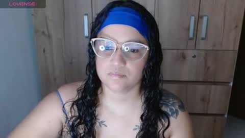 MI INSTAGRAM soy glory01 online show from June 2026 06:33:02 PM