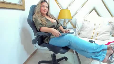 MalorySweet  online show from July 2026 02:13:01 PM