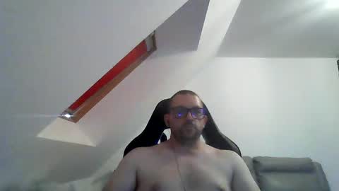 breton online show from July 2026 08:27:02 PM