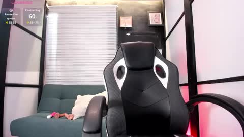 maluryblaze online show from September 2025 09:18:01 PM