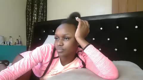 Snapshot of mamaapussy chatting on September 2025 08:03:02 AM mamaa online show from September 2025 08:03:02 AM