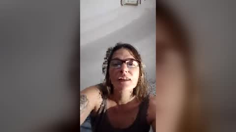 Snapshot of mamabear2727 chatting on July 2026 07:34:01 AM mamabear2727 online show from July 2026 07:34:01 AM