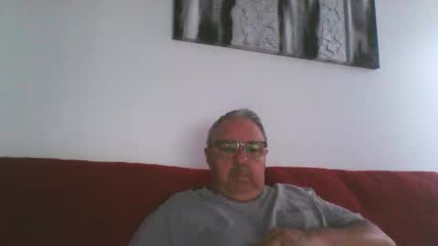 OLDMANFREE online show from May 2026 04:25:02 PM
