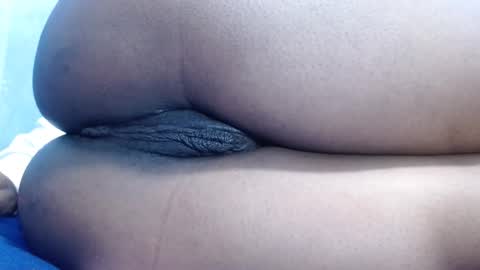 Snapshot of mamy02 chatting on February 2025 07:52:02 AM cristal online show from February 2025 07:52:02 AM