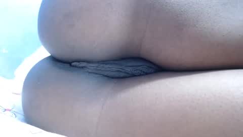 Snapshot of mamy02 chatting on March 2025 09:02:02 AM cristal online show from March 2025 09:02:02 AM