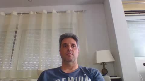 man211172 online show from April 2026 02:37:01 PM