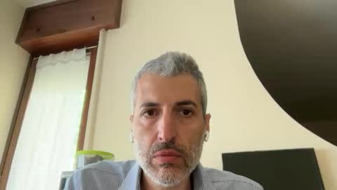 Snapshot of manager82 chatting on April 2026 10:11:01 AM manager82 online show from April 2026 10:11:01 AM