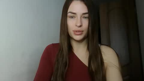 MandiBrooks online show from October 2025 09:32:01 AM