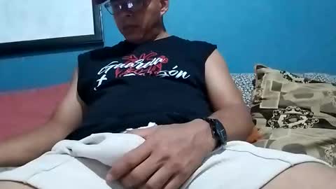 mandrilo7379 online show from April 2026 05:41:02 AM