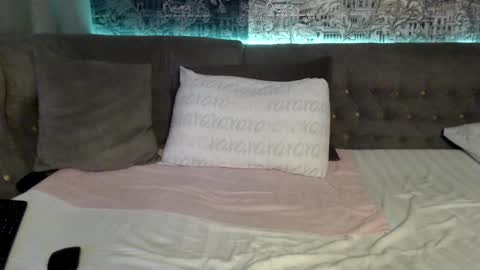 Mandy  online show from December 2024 02:13:01 PM