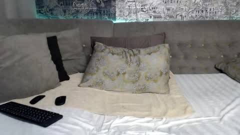 Mandy  online show from February 2025 01:22:01 PM