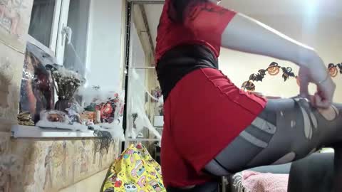 Mandy online show from October 2025 04:30:02 PM