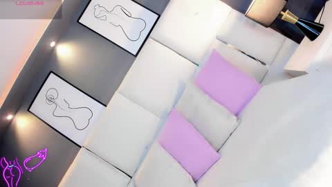 manellyksparklee online show from June 2026 01:26:01 PM