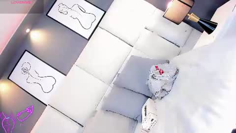 manellyksparklee online show from June 2026 12:58:01 PM